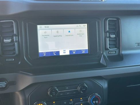 Used 2021 Ford Bronco Big Bend image 18