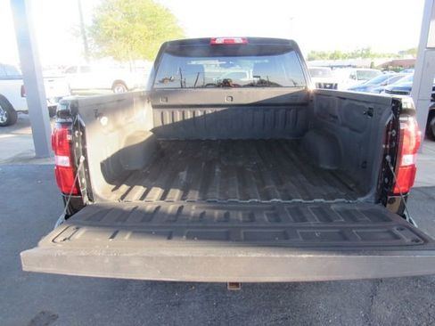 Used 2018 GMC Sierra 1500 SLE image 14
