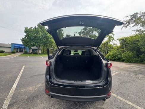Used 2017 MAZDA CX-5 Touring w/ Preferred Equipment Package AWD/4WD image 9