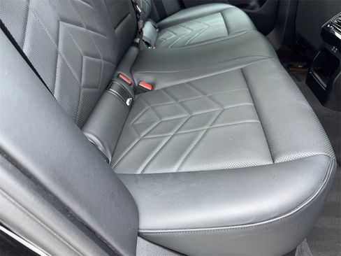 Used 2025 BMW 530i image 50