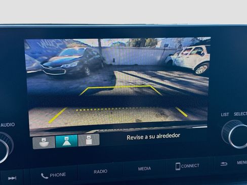 Used 2023 Honda HR-V LX image 13