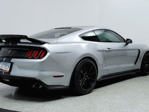 Used 2020 Ford Mustang Shelby GT350 w/ Technology Package image 5