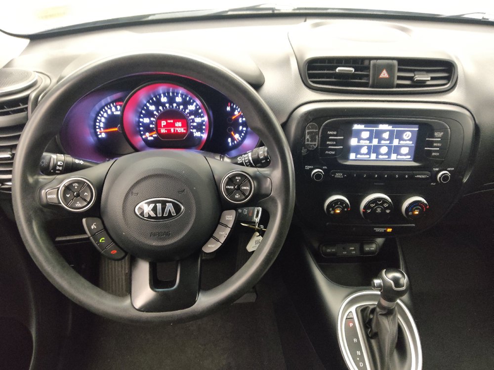 Used 2018 Kia Soul FWD image 22