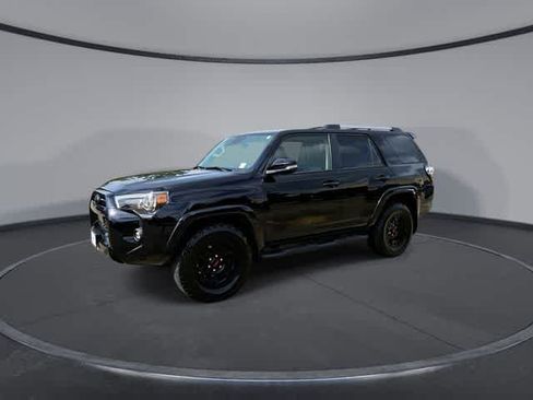 Used 2024 Toyota 4Runner SR5 Premium w/ Moonroof Package AWD/4WD image 4