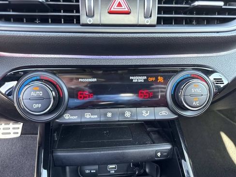 Used 2022 Kia Forte GT-Line w/ GT-Line Premium Package FWD image 25