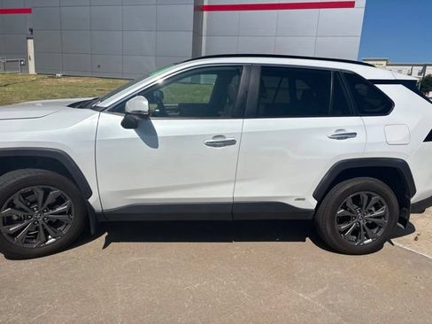 Used 2023 Toyota RAV4 Limited AWD/4WD image 5