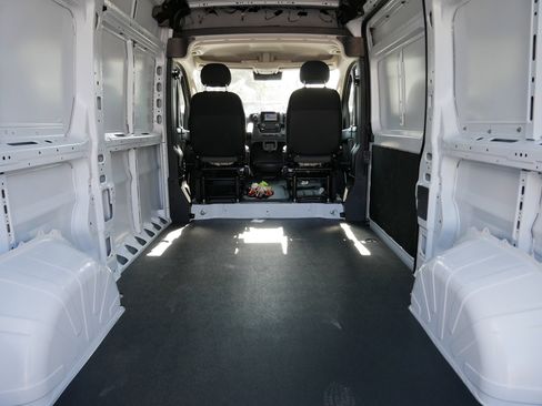 New 2026 RAM ProMaster 2500 w/ Convenience Group image 9