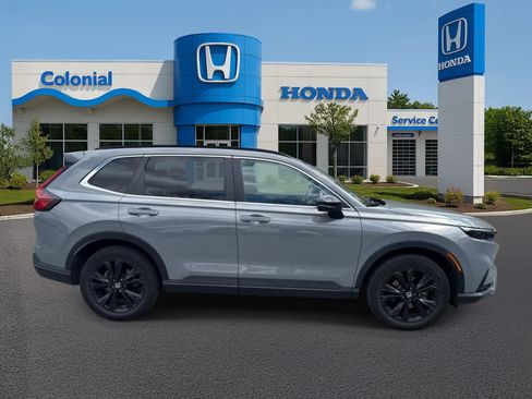 Used 2024 Honda CR-V Sport Touring image 8