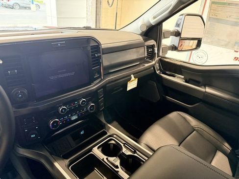 New 2026 Ford F350 Lariat w/ Lariat Premium Package image 20