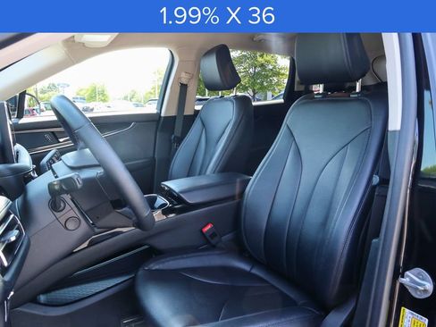 Certified 2023 Lincoln Nautilus AWD w/ Premium Package image 22