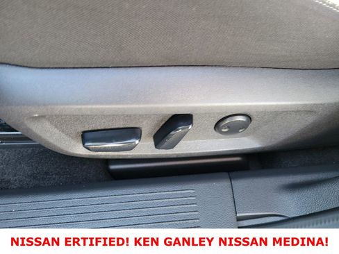 Certified 2023 Nissan Rogue SV image 35