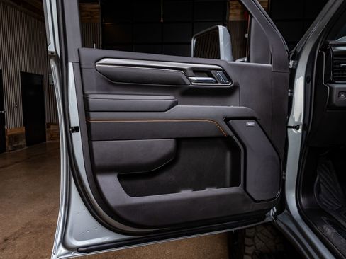 Used 2024 GMC Sierra 2500 AT4 w/ AT4 Premium Plus Package image 36