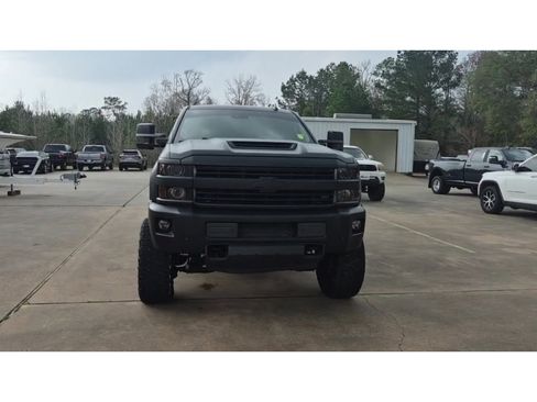 Used 2019 Chevrolet Silverado 2500 LTZ w/ Duramax Plus Package image 5