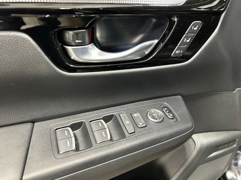 Certified 2025 Honda CR-V Sport Touring image 25
