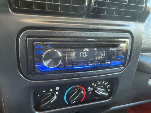 Used 2005 Jeep Wrangler Unlimited AWD/4WD image 20