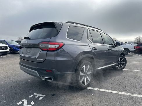 Certified 2023 Honda Pilot Touring image 14