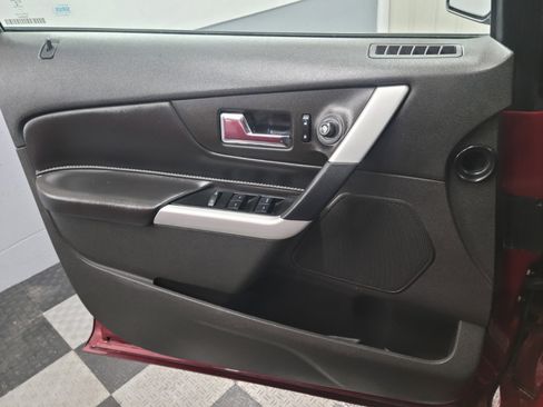 Used 2014 Ford Edge Sport w/ Driver Entry Package image 23