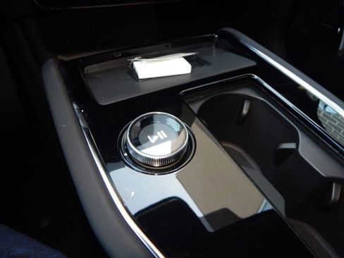 New 2025 Polestar Polestar 3 image 16