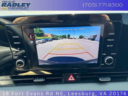 Used 2023 Kia Sportage LX AWD/4WD image 18