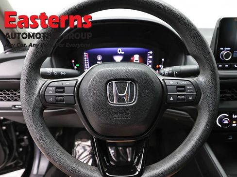 Used 2025 Honda Accord LX image 10