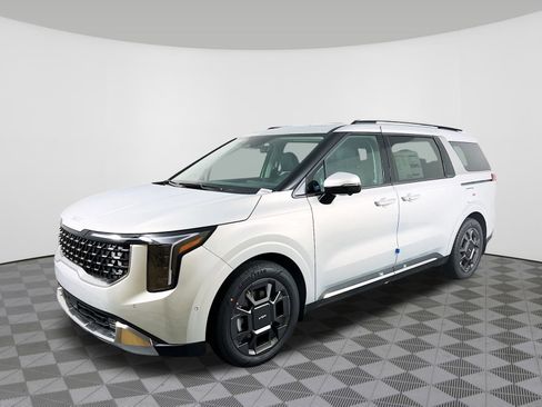 New 2025 Kia Carnival SX FWD image 2