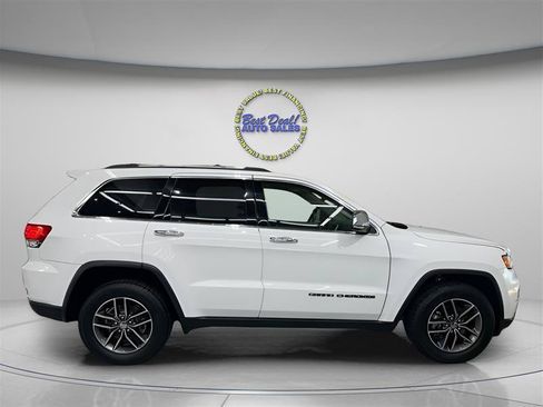 Used 2017 Jeep Grand Cherokee Limited w/ Trailer Tow Group IV AWD/4WD image 6