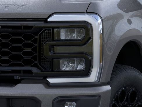 New 2026 Ford F350 Lariat w/ Black Appearance Package AWD/4WD image 18