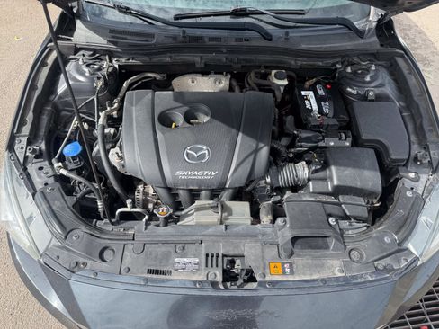 Used 2016 MAZDA MAZDA3 i Grand Touring FWD image 19