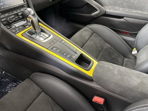 Certified 2015 Porsche 911 GT3 RWD image 29