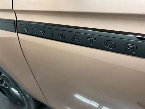 New 2026 Lincoln Navigator Black Label image 48