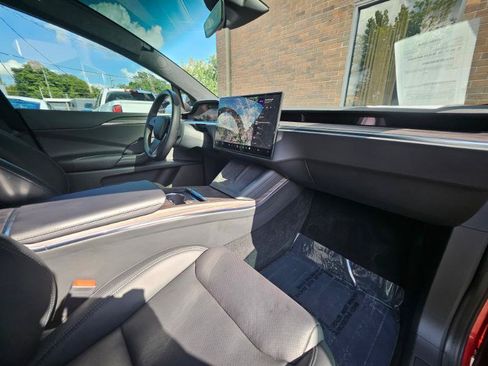 Used 2023 Tesla Model X AWD/4WD image 57