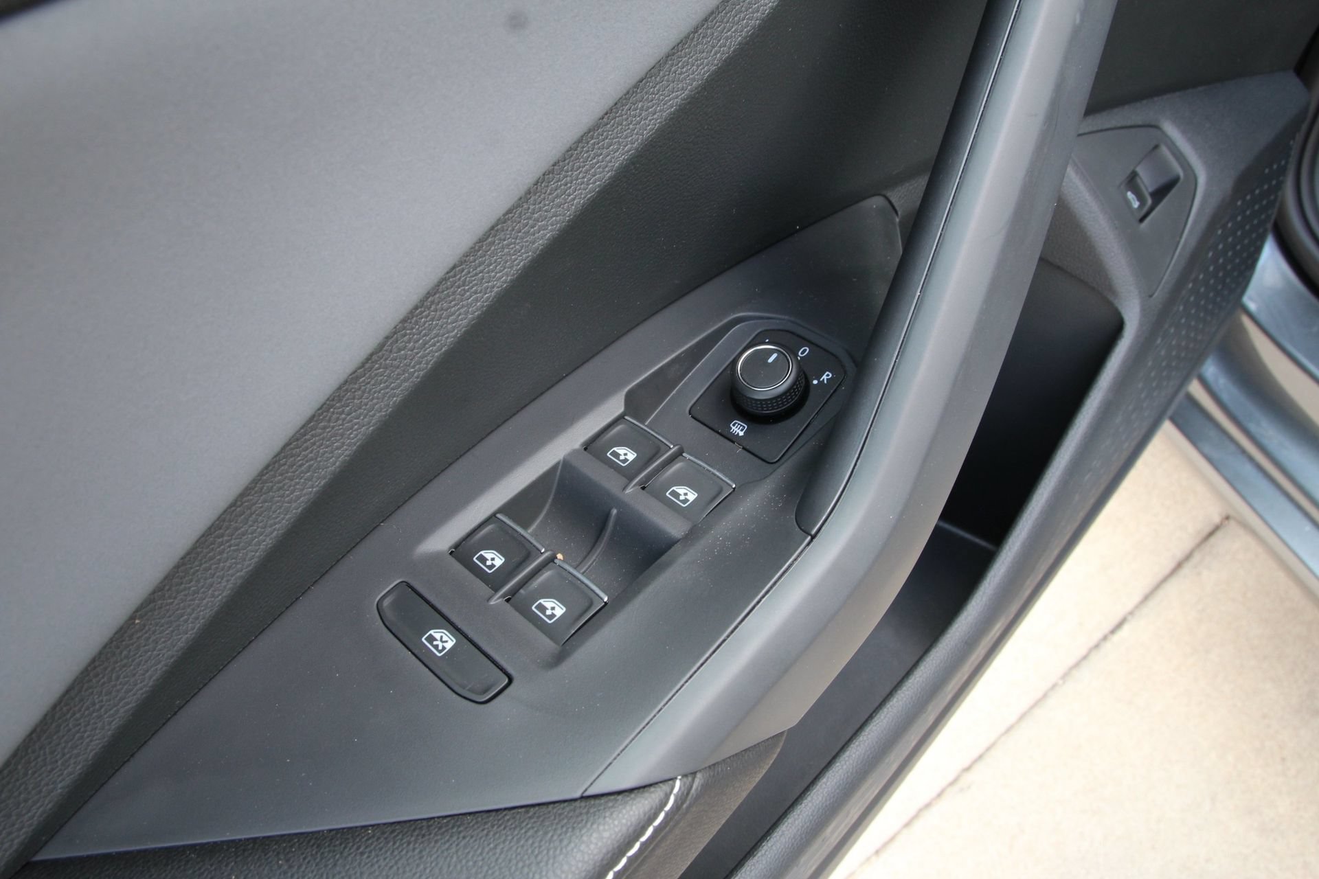 Certified 2026 Volkswagen Jetta SE FWD image 14
