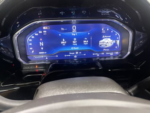 Used 2025 Chevrolet Silverado 1500 LT image 31