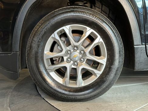 Used 2020 Chevrolet Traverse LS AWD/4WD image 26