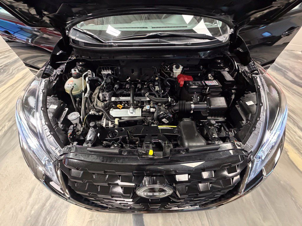 Used 2023 Nissan Kicks SR FWD image 54