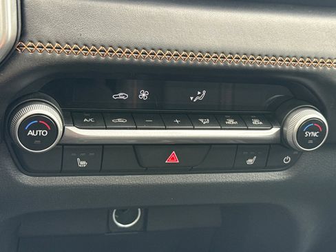 Used 2025 MAZDA CX-50 AWD 2.5 Hybrid w/ Premium Pkg image 28