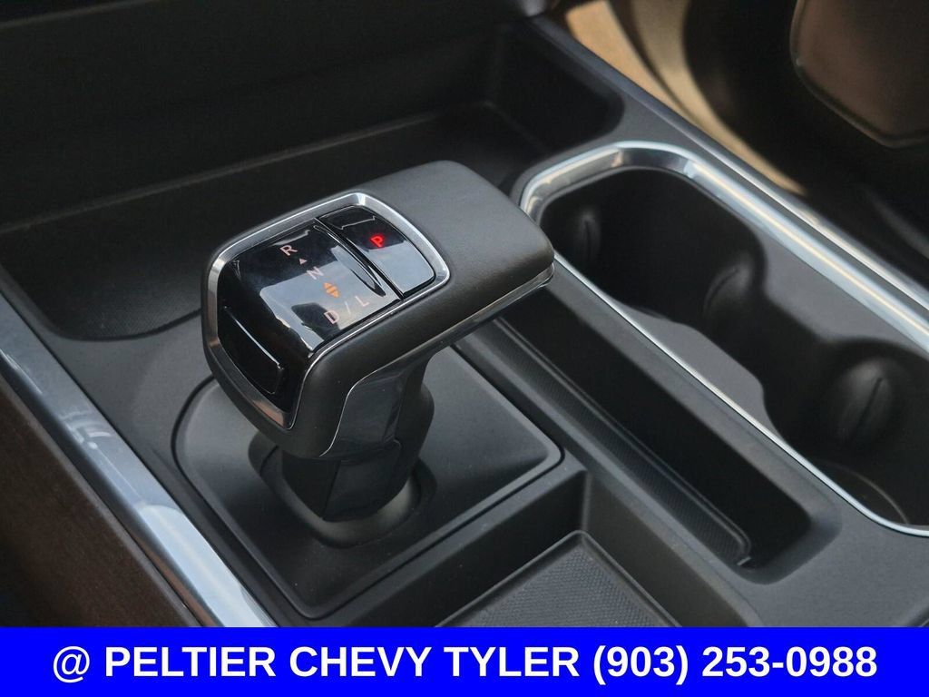 Used 2023 Chevrolet Silverado 1500 High Country w/ Z71 Off-Road Package AWD/4WD image 24