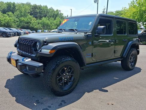 Certified 2024 Jeep Wrangler Unlimited AWD/4WD image 3