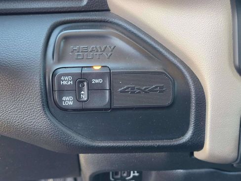 Used 2022 RAM 2500 Laramie AWD/4WD image 18