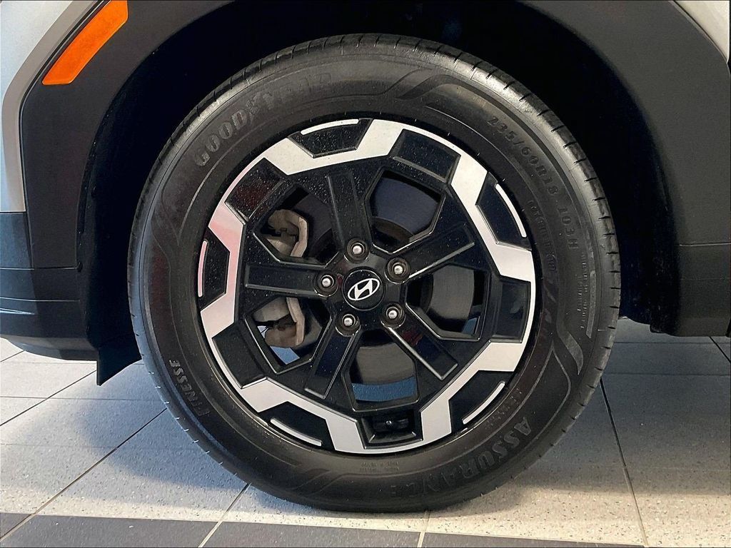 Used 2024 Hyundai Santa Fe SE AWD/4WD image 7