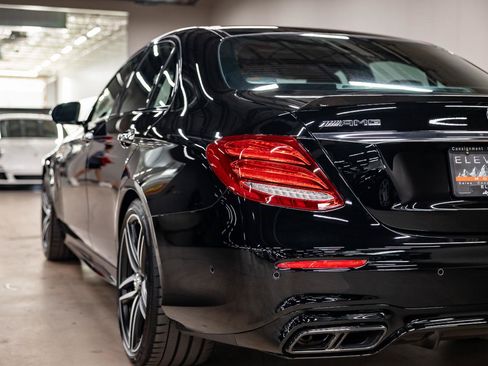 Used 2018 Mercedes-Benz E 63 AMG S image 30