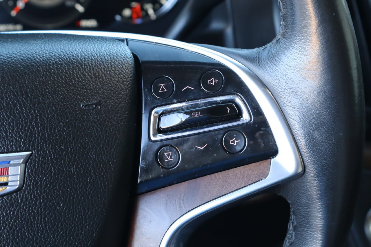 Used 2020 Cadillac Escalade Luxury RWD image 15