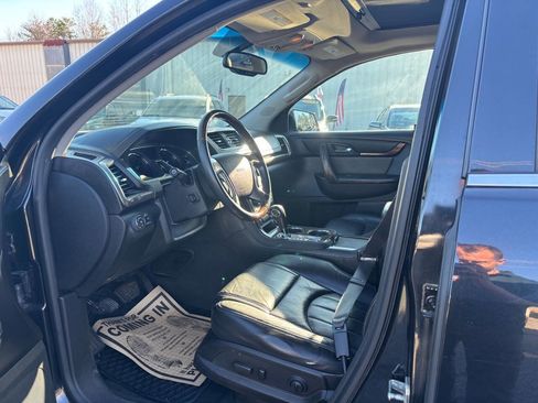 Used 2013 GMC Acadia Denali image 10