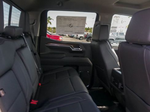 New 2026 Chevrolet Silverado 1500 LT Trail Boss w/ Safety Package image 15