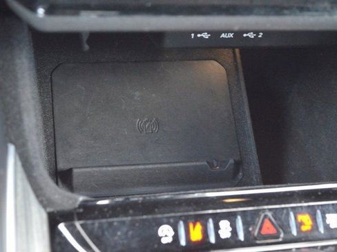 Used 2024 Jeep Wagoneer Series III image 29