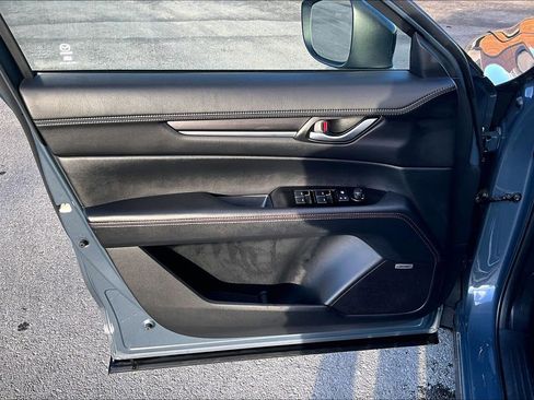 Used 2024 MAZDA CX-5 Carbon Edition image 23