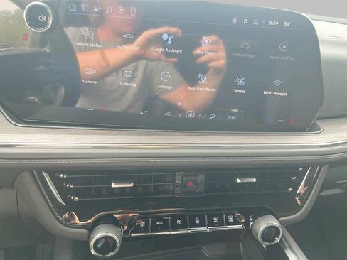 New 2026 Chevrolet Suburban LS RWD image 18