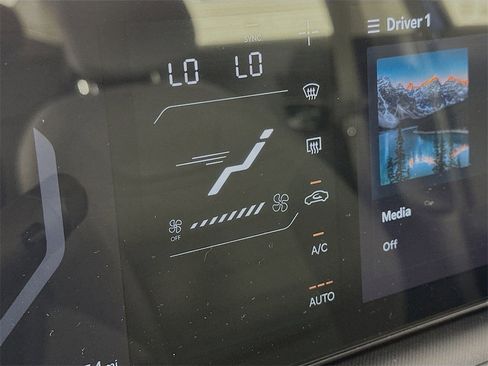 Certified 2025 Kia K4 EX image 23