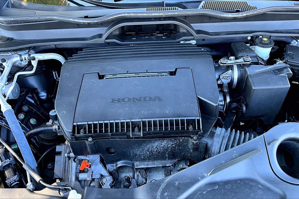 Used 2025 Honda Pilot Elite image 24