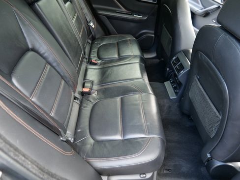 Used 2018 Jaguar F-PACE Prestige image 42